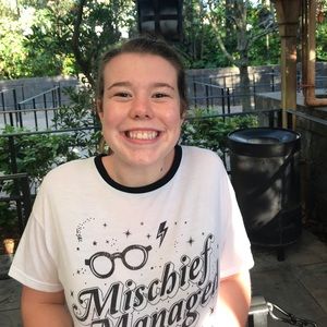 Meet your Posher, Abby